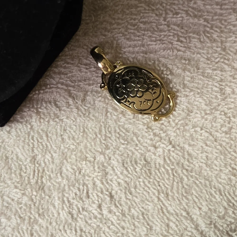 N/A vintage gold